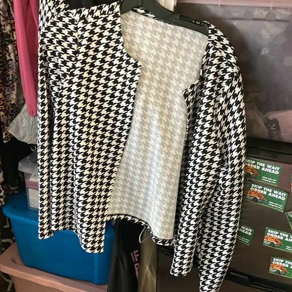 Small pair of Jeans - Picture 14 of 16